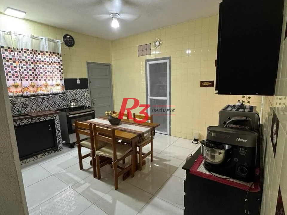Casa com 4 dormitórios à venda, 568 m² por R$ 1.200.000,00 - Jardim Virginia - Guarujá/SP