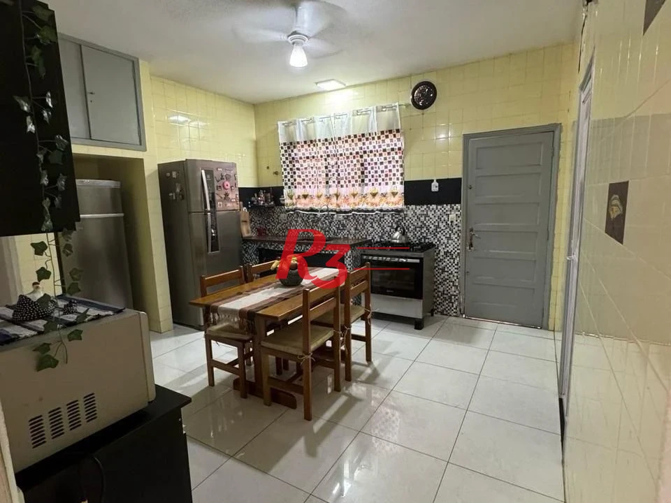 Casa com 4 dormitórios à venda, 568 m² por R$ 1.200.000,00 - Jardim Virginia - Guarujá/SP