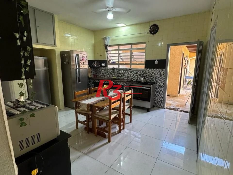 Casa com 4 dormitórios à venda, 568 m² por R$ 1.200.000,00 - Jardim Virginia - Guarujá/SP