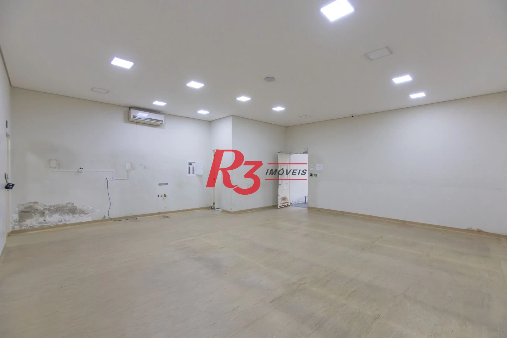 Loja para alugar, 220 m² por R$ 8.500,00/mês - Paquetá - Santos/SP