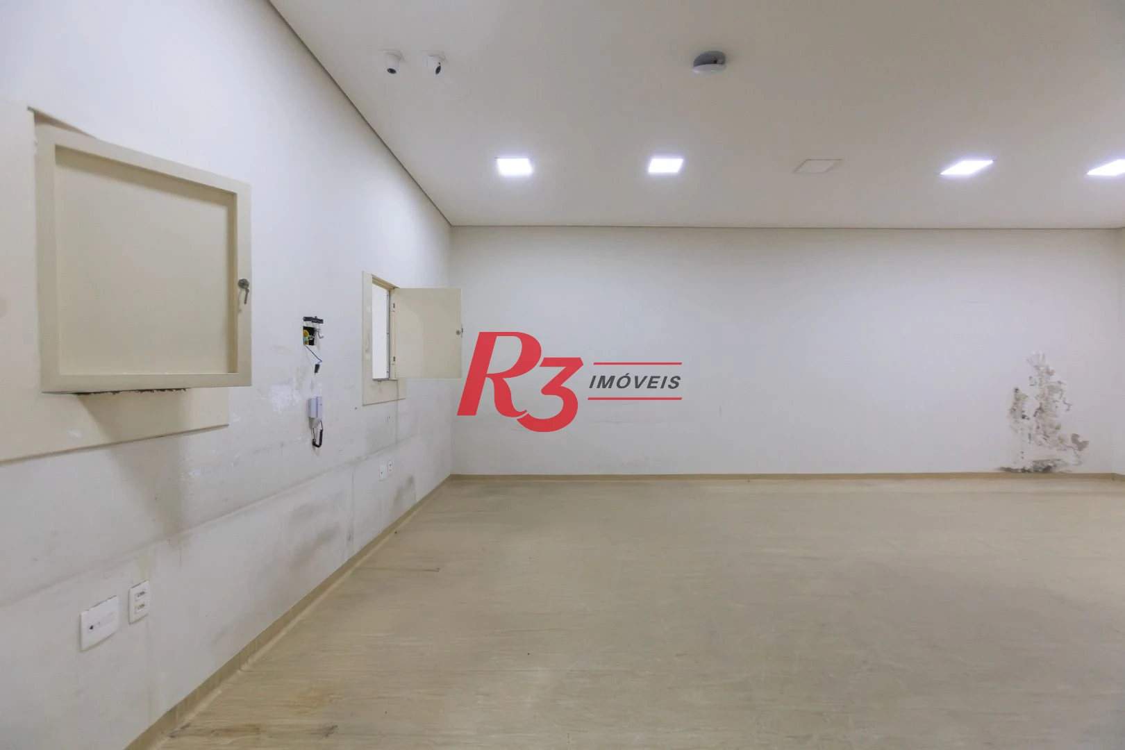 Loja para alugar, 220 m² por R$ 8.500,00/mês - Paquetá - Santos/SP