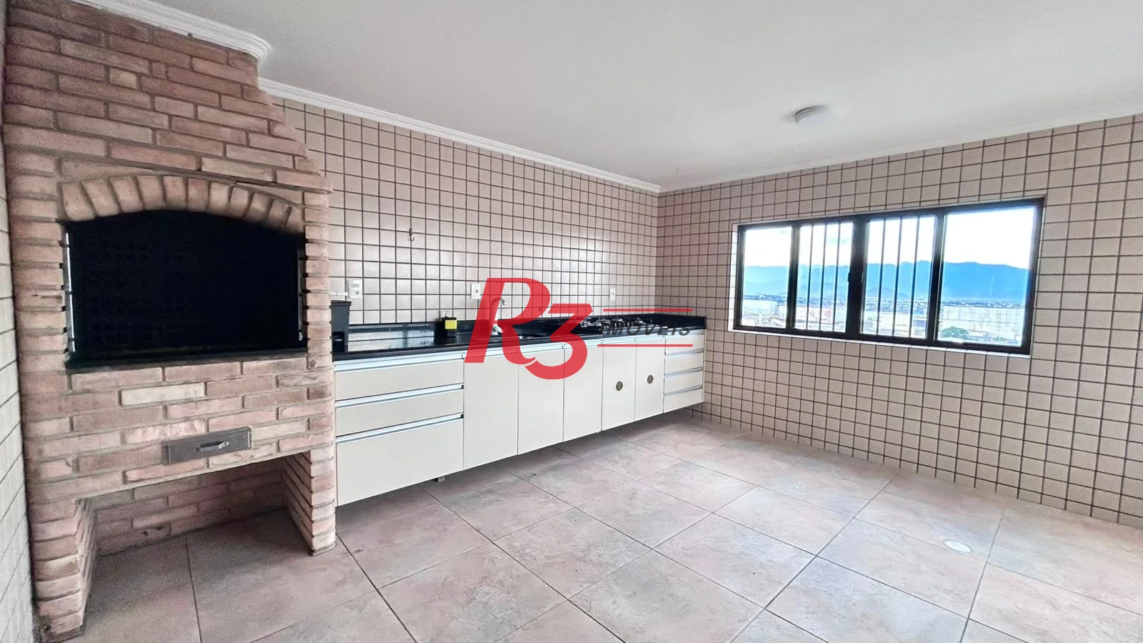 Apartamento com 2 dormitórios à venda, 82 m² por R$ 900.000,00 - Embaré - Santos/SP