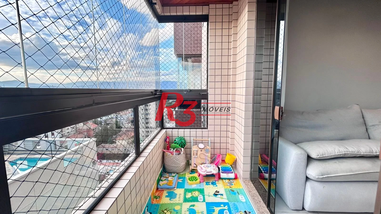 Apartamento com 2 dormitórios à venda, 82 m² por R$ 900.000,00 - Embaré - Santos/SP