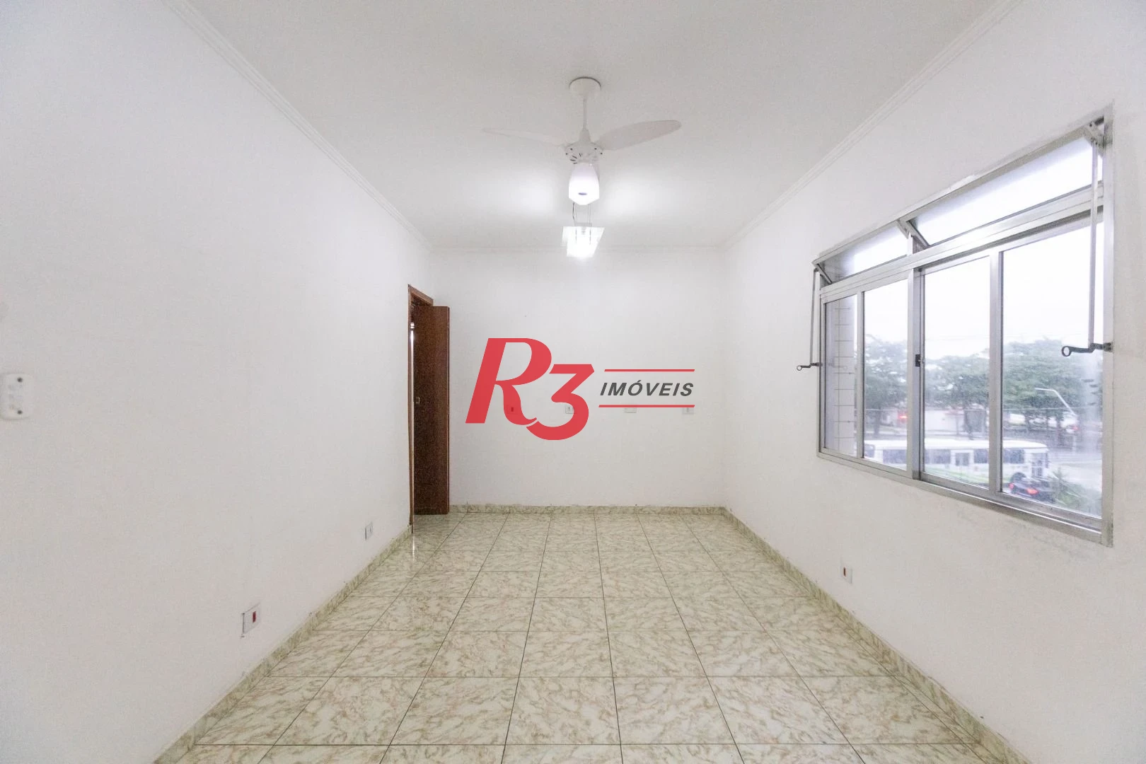 Apartamento com 2 dormitórios à venda, 86 m² por R$ 650.000,00 - José Menino - Santos/SP
