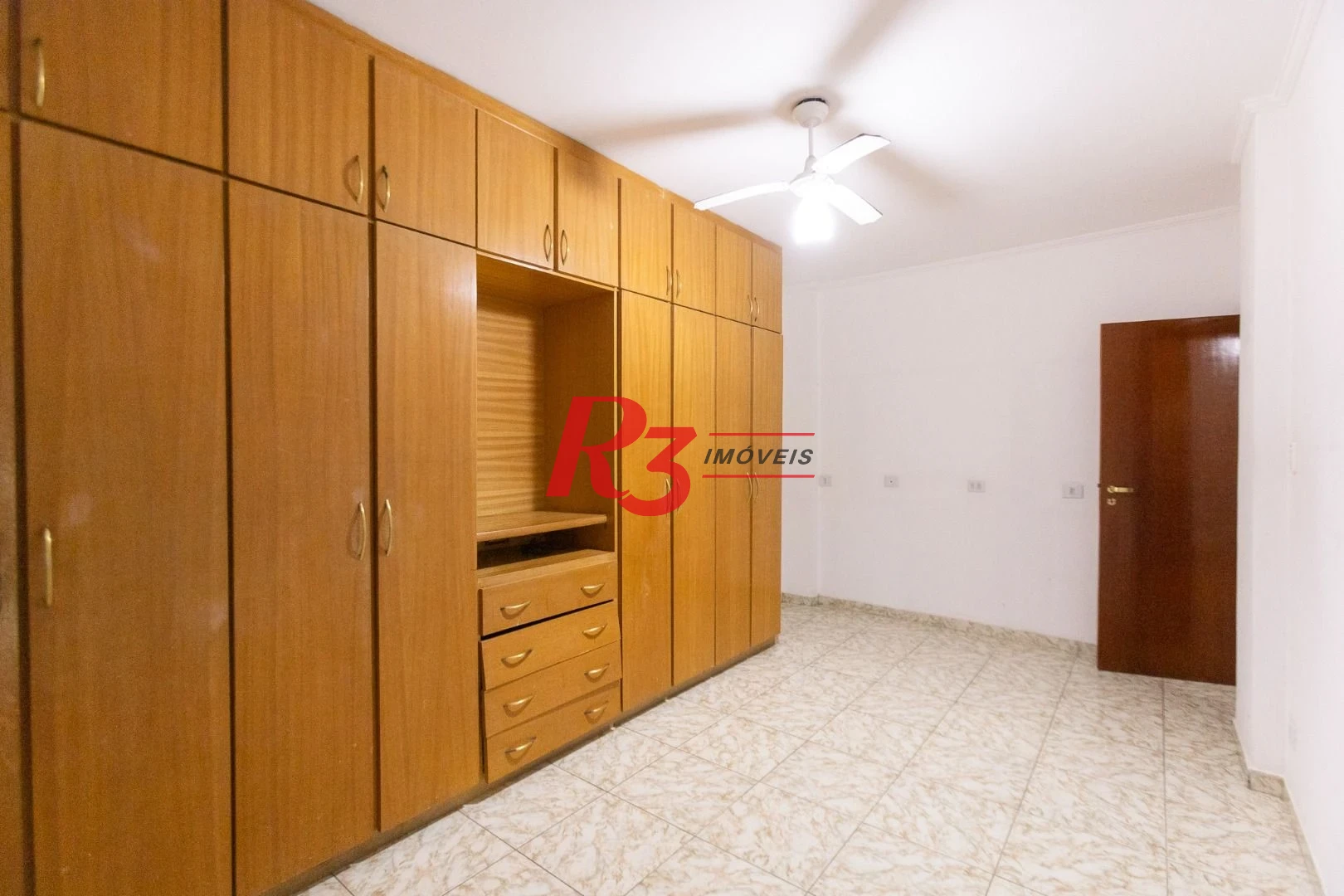 Apartamento com 2 dormitórios à venda, 86 m² por R$ 650.000,00 - José Menino - Santos/SP