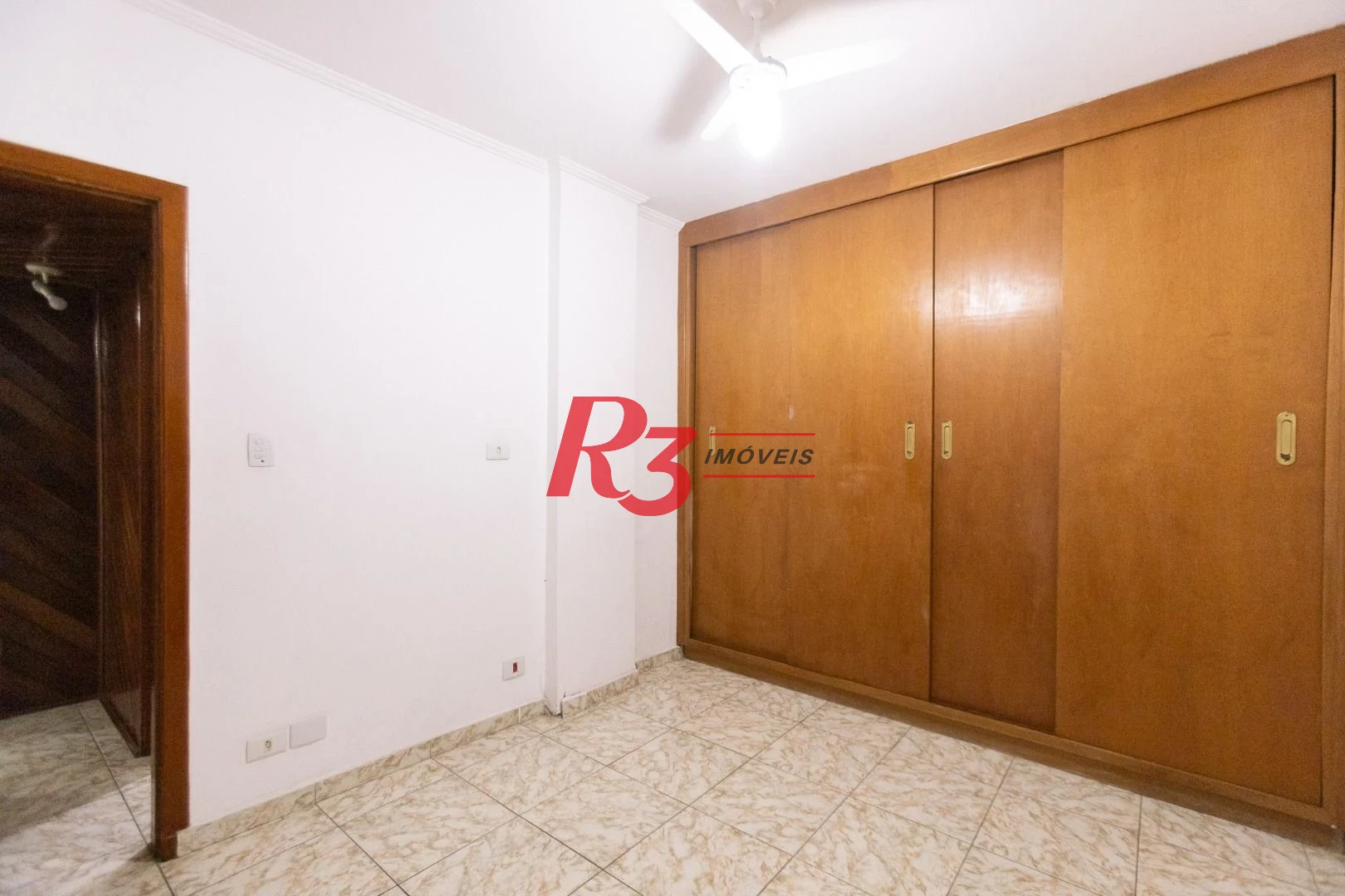 Apartamento com 2 dormitórios à venda, 86 m² por R$ 650.000,00 - José Menino - Santos/SP