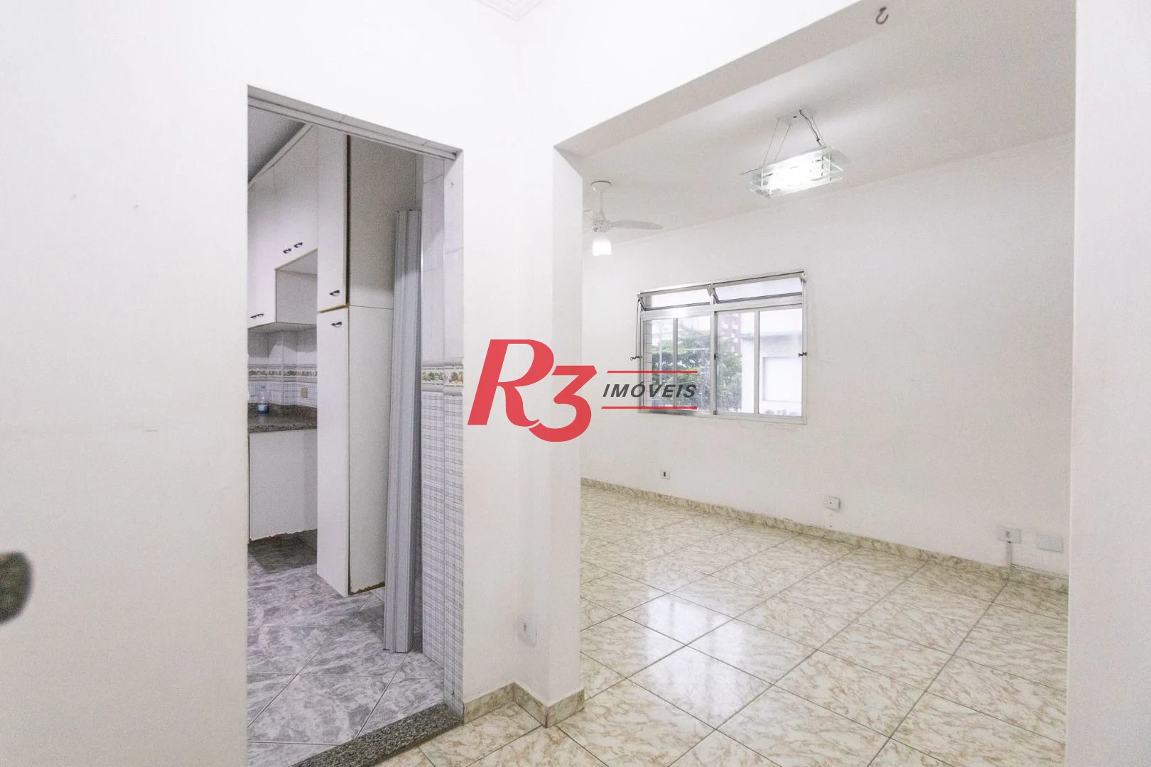 Apartamento com 2 dormitórios à venda, 86 m² por R$ 650.000,00 - José Menino - Santos/SP