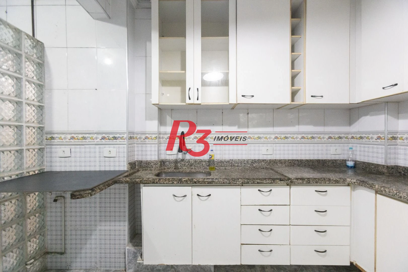 Apartamento com 2 dormitórios à venda, 86 m² por R$ 650.000,00 - José Menino - Santos/SP