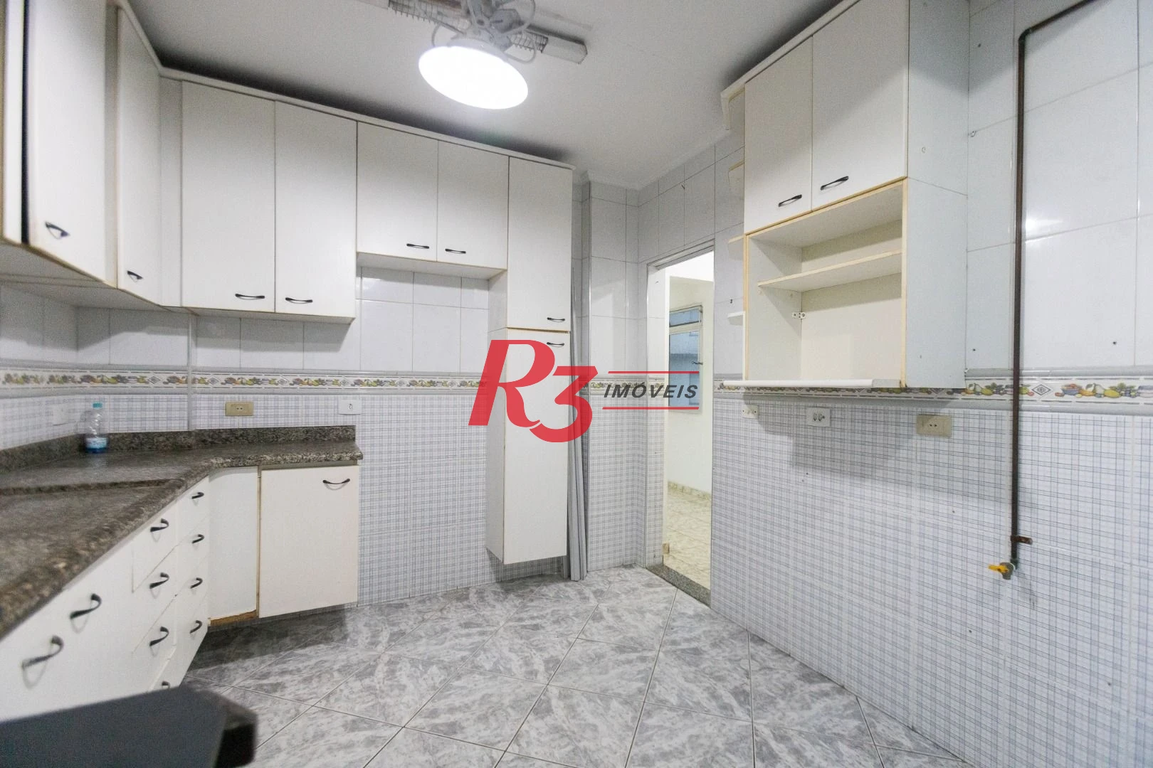 Apartamento com 2 dormitórios à venda, 86 m² por R$ 650.000,00 - José Menino - Santos/SP