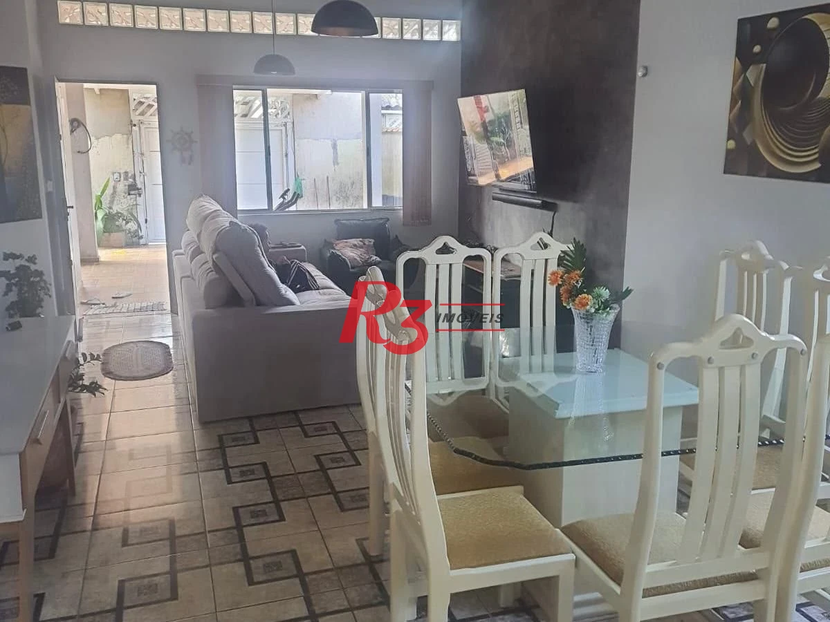 Casa com 3 dormitórios à venda, 250 m² por R$ 640.000,00 - Vila Progresso - Santos/SP