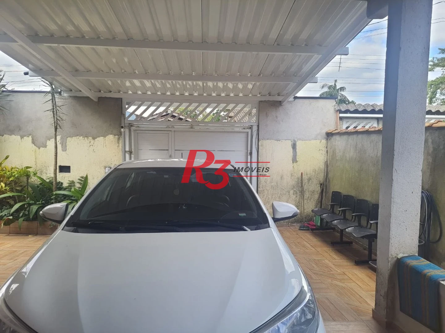 Casa com 3 dormitórios à venda, 250 m² por R$ 640.000,00 - Vila Progresso - Santos/SP