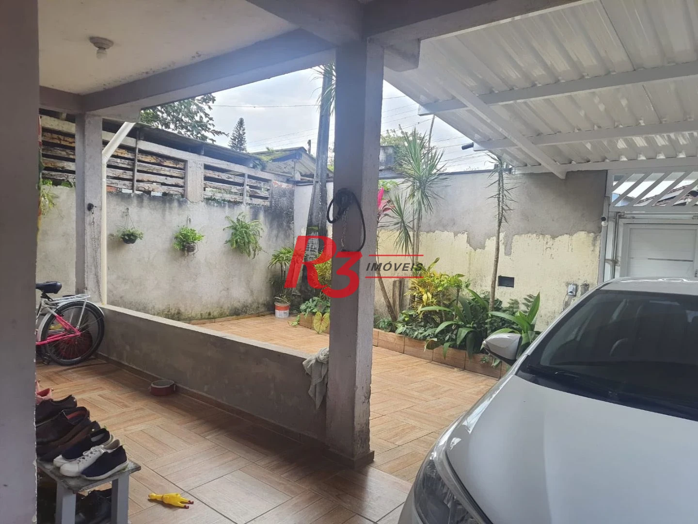 Casa com 3 dormitórios à venda, 250 m² por R$ 640.000,00 - Vila Progresso - Santos/SP