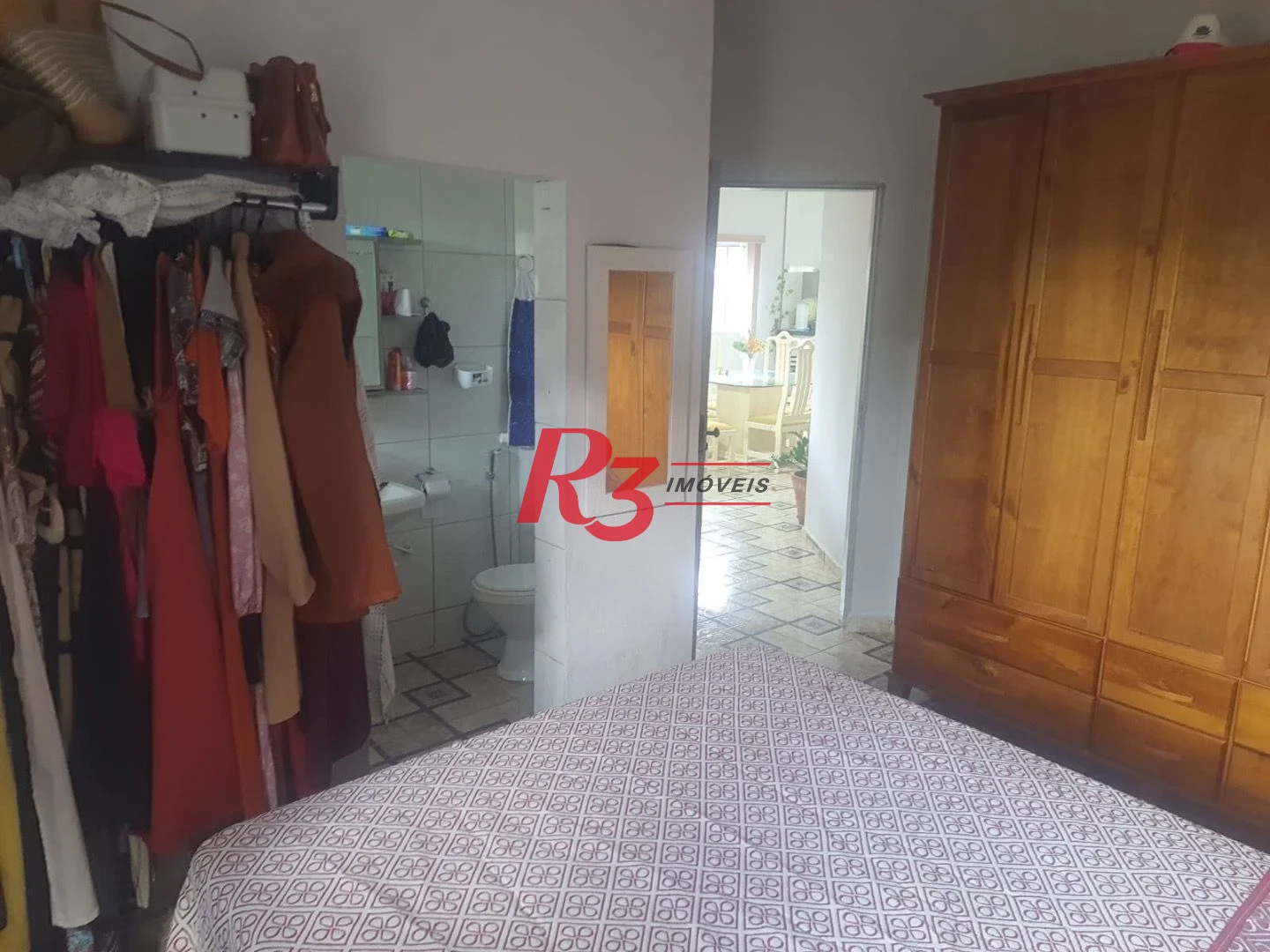 Casa com 3 dormitórios à venda, 250 m² por R$ 640.000,00 - Vila Progresso - Santos/SP