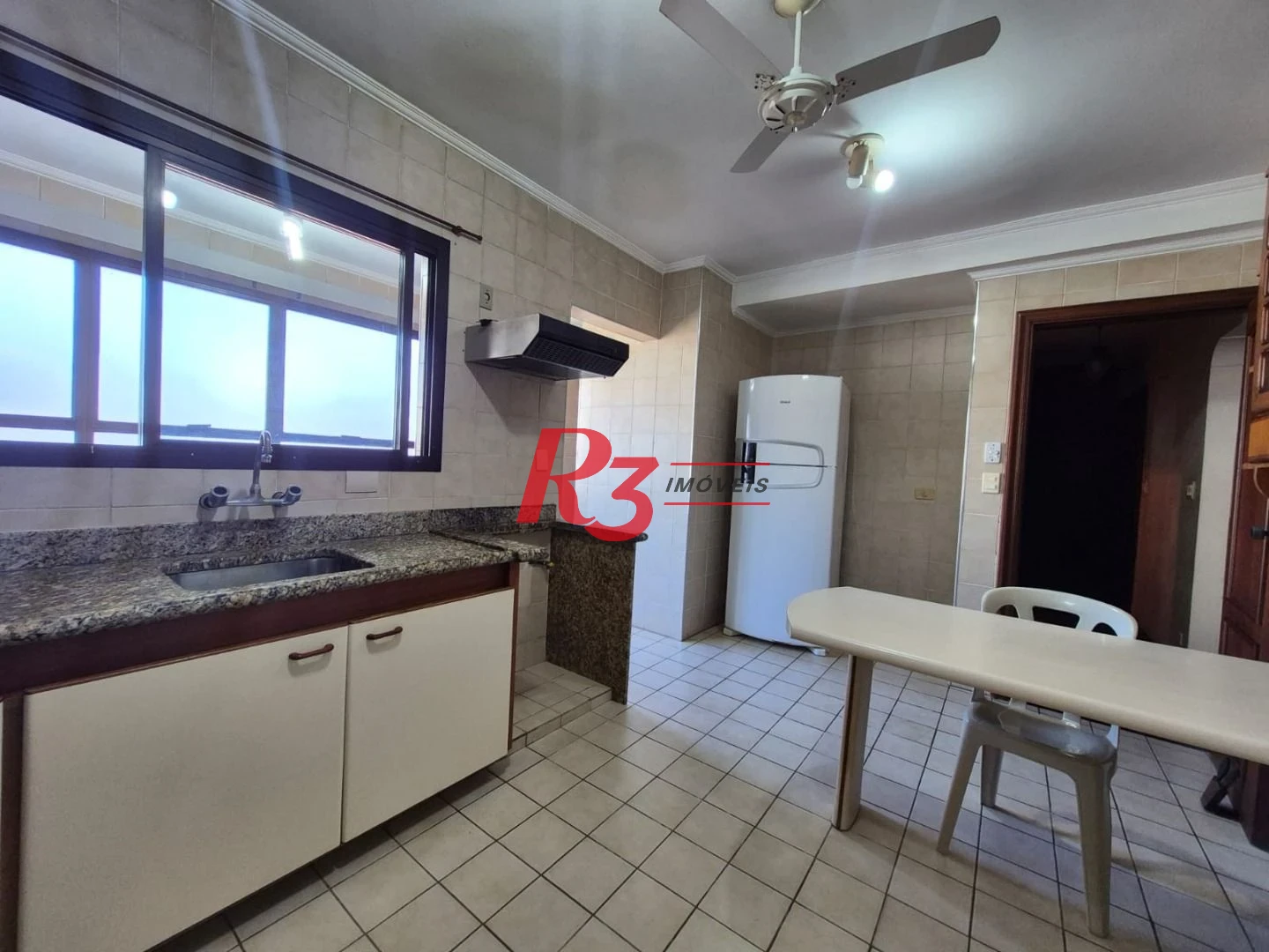 Apartamento com 3 dormitórios à venda, 129 m² por R$ 849.900,00 - Boqueirão - Santos/SP