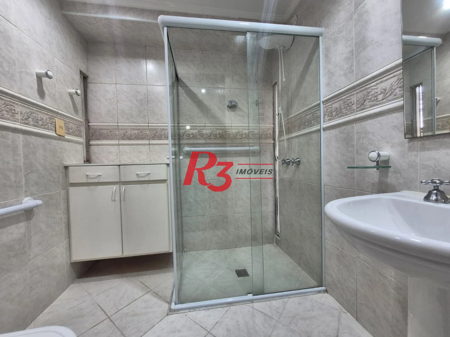 Apartamento com 3 dormitórios à venda, 129 m² por R$ 849.900,00 - Boqueirão - Santos/SP