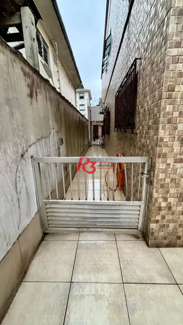 Sobrado com 4 dormitórios à venda, 276 m² por R$ 2.000.000,00 - Boqueirão - Santos/SP