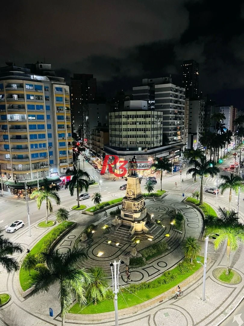 Apartamento com 2 dormitórios à venda, 146 m² por R$ 850.000,00 - Gonzaga - Santos/SP