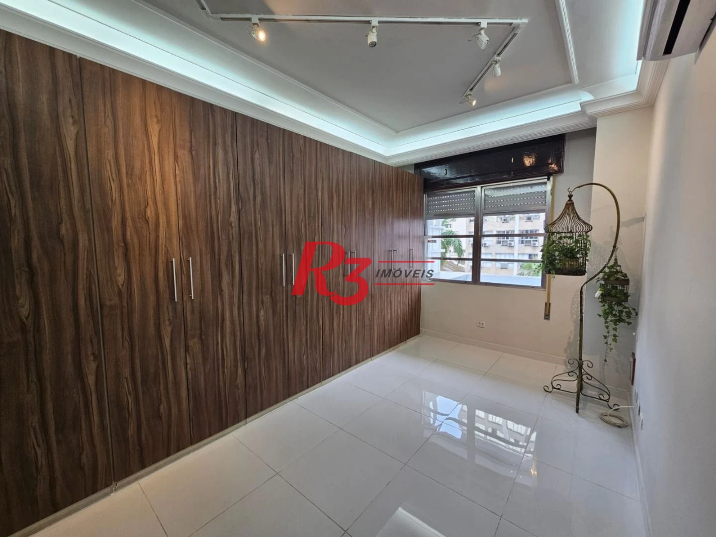Apartamento com 2 dormitórios à venda, 146 m² por R$ 850.000,00 - Gonzaga - Santos/SP