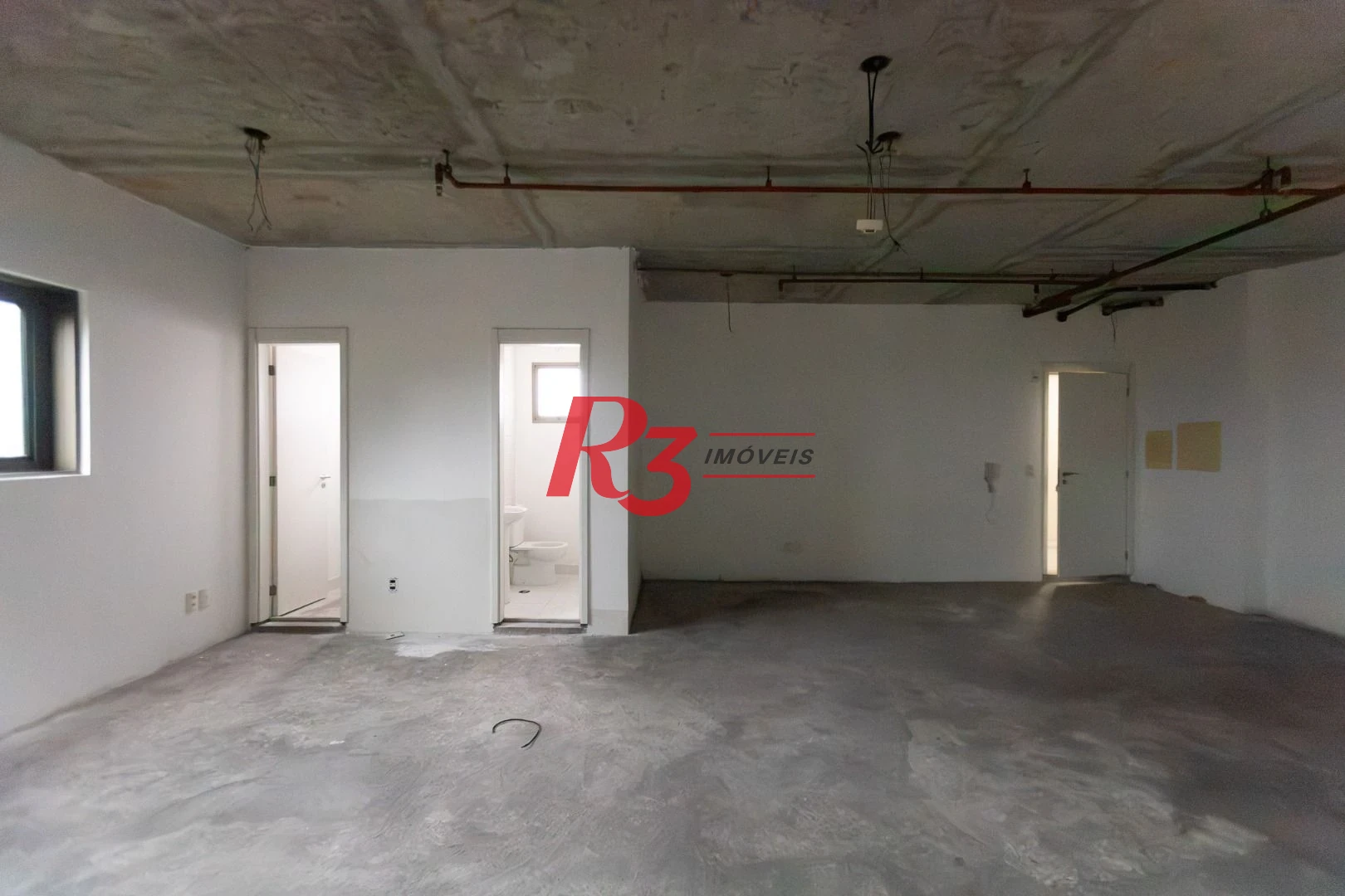 Sala, 66 m² - venda por R$ 390.000,00 ou aluguel por R$ 3.500,00/mês - Valongo - Santos/SP
