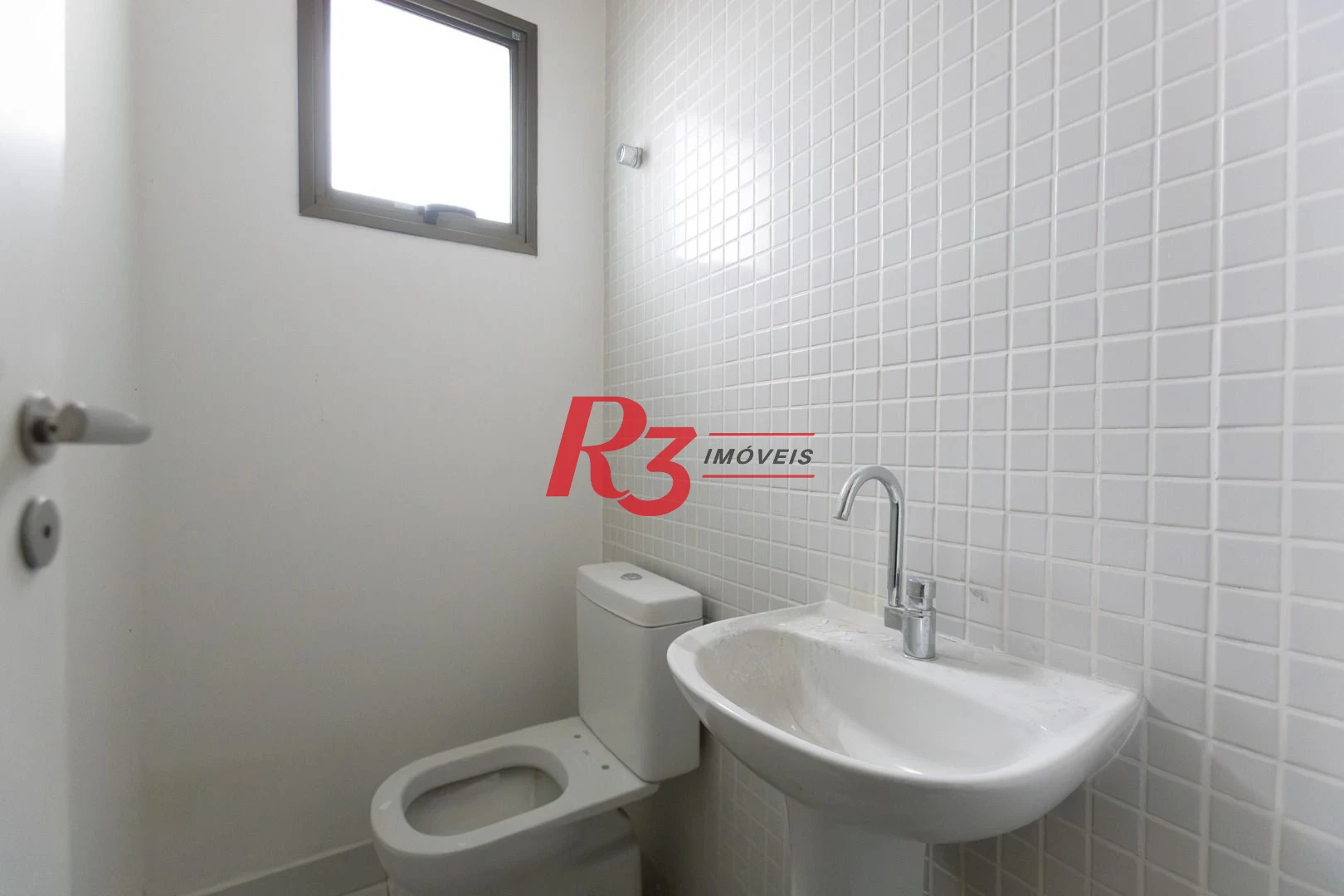 Sala, 66 m² - venda por R$ 390.000,00 ou aluguel por R$ 3.500,00/mês - Valongo - Santos/SP