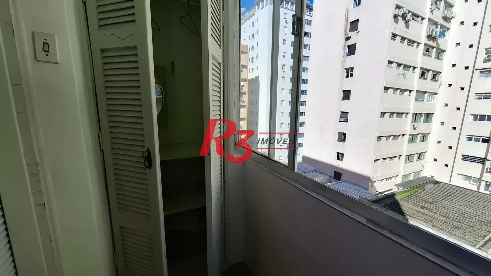 Apartamento com 1 dormitório à venda, 40 m² por R$ 320.000,00 - Boqueirão - Santos/SP