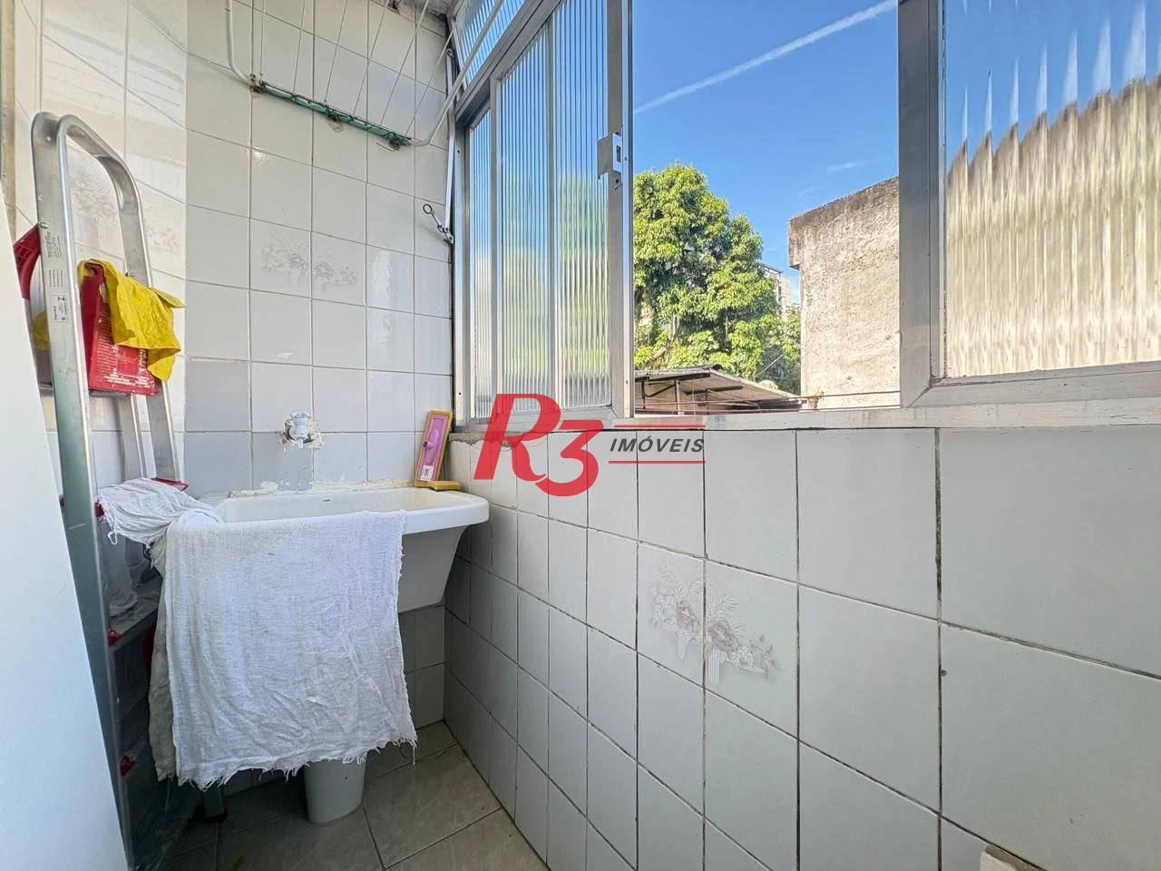 Apartamento para alugar, 58 m² por R$ 3.100,02/mês - Vila Matias - Santos/SP