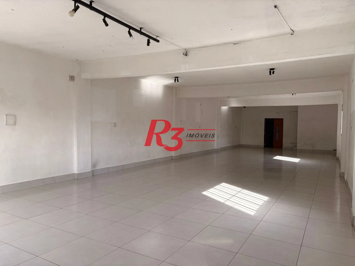 Salão para alugar, 232 m² por R$ 5.500,00/mês - Encruzilhada - Santos/SP