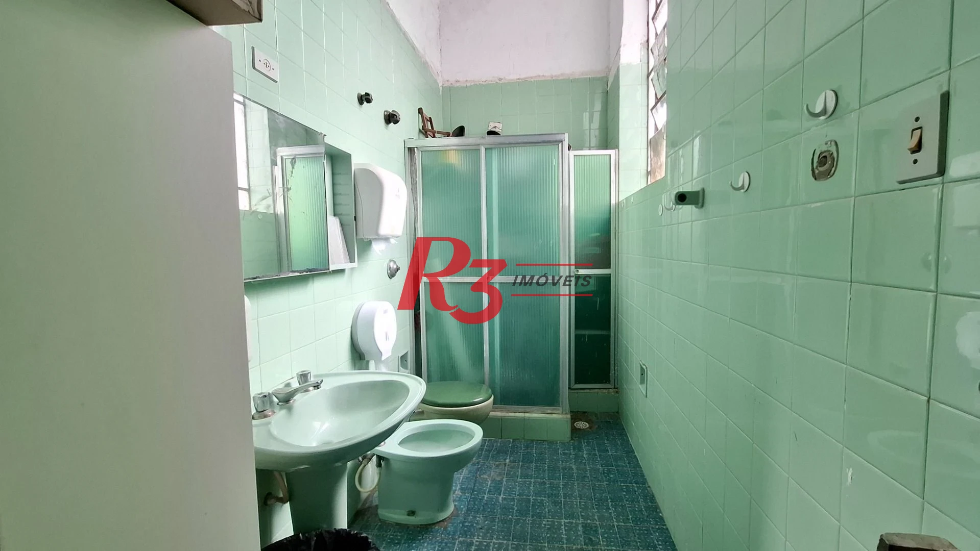 Loja para alugar, 32 m² por R$ 3.600,00/mês - Gonzaga - Santos/SP