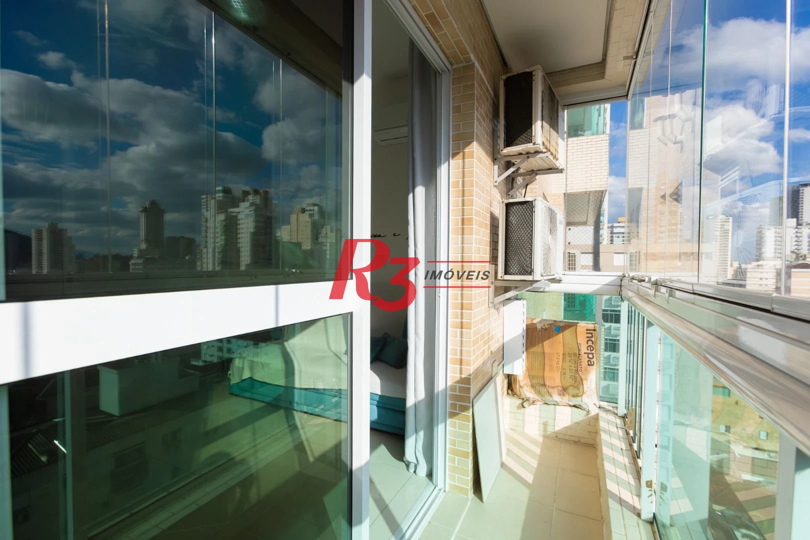 Apartamento com 1 dormitório para alugar, 51 m² por R$ 4.200,01/mês - José Menino - Santos/SP