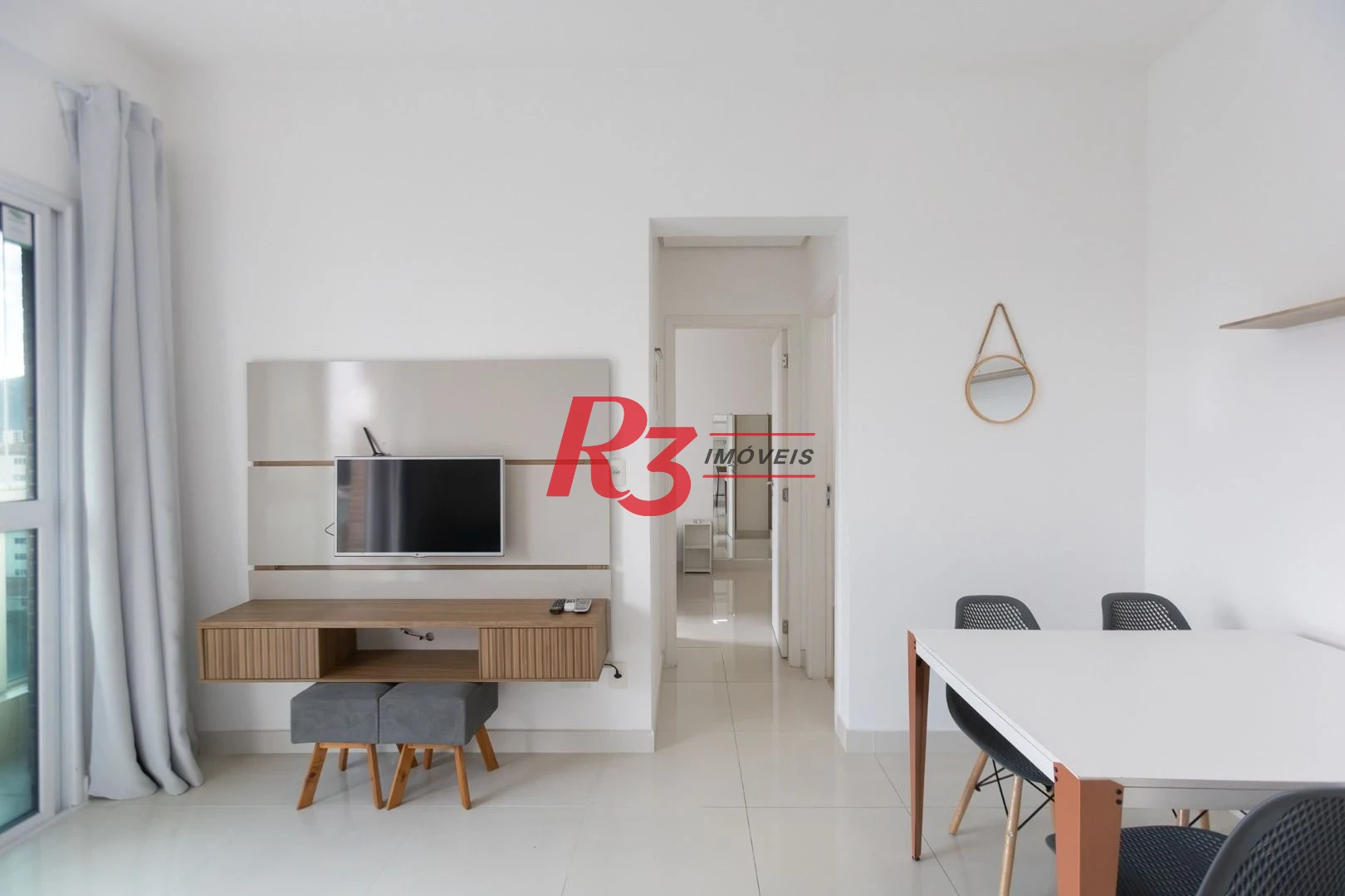Apartamento com 1 dormitório para alugar, 51 m² por R$ 4.200,01/mês - José Menino - Santos/SP