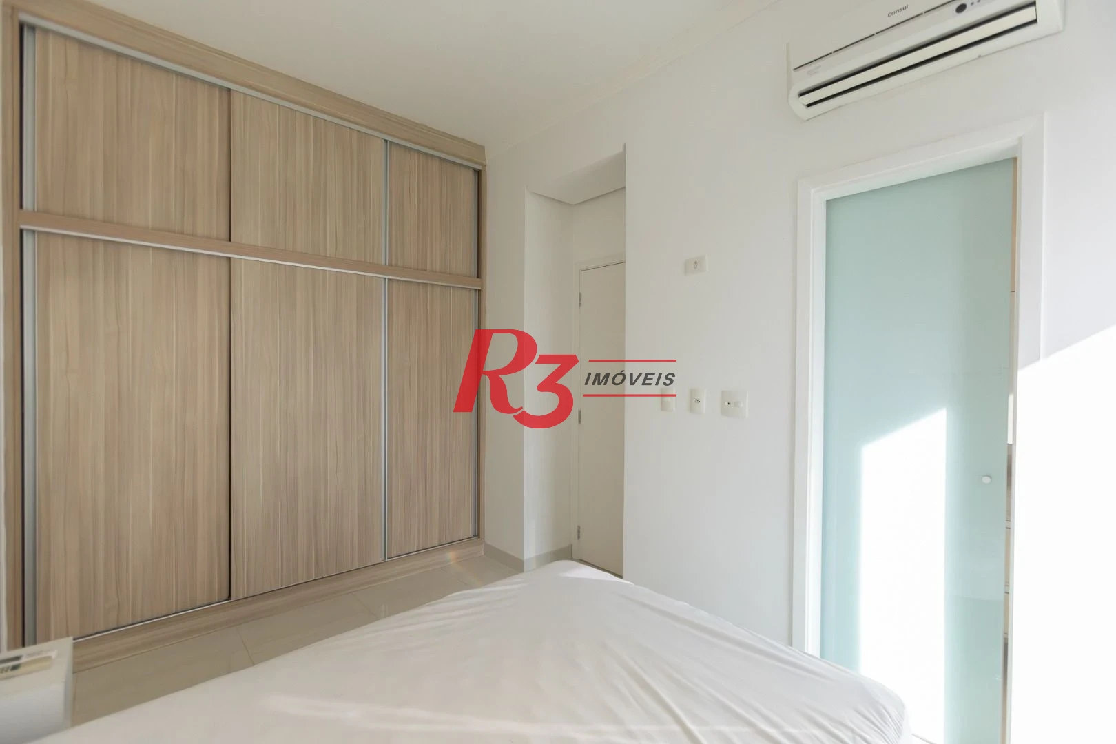 Apartamento com 1 dormitório para alugar, 51 m² por R$ 4.200,01/mês - José Menino - Santos/SP