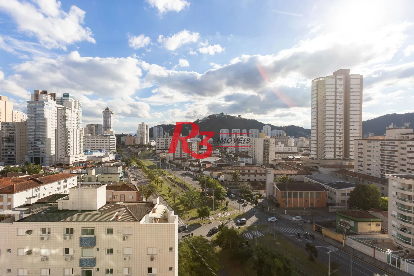 Apartamento com 1 dormitório para alugar, 51 m² por R$ 4.200,01/mês - José Menino - Santos/SP