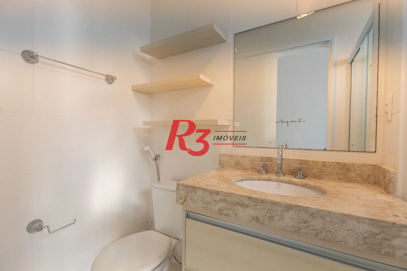 Apartamento com 1 dormitório para alugar, 51 m² por R$ 4.200,01/mês - José Menino - Santos/SP