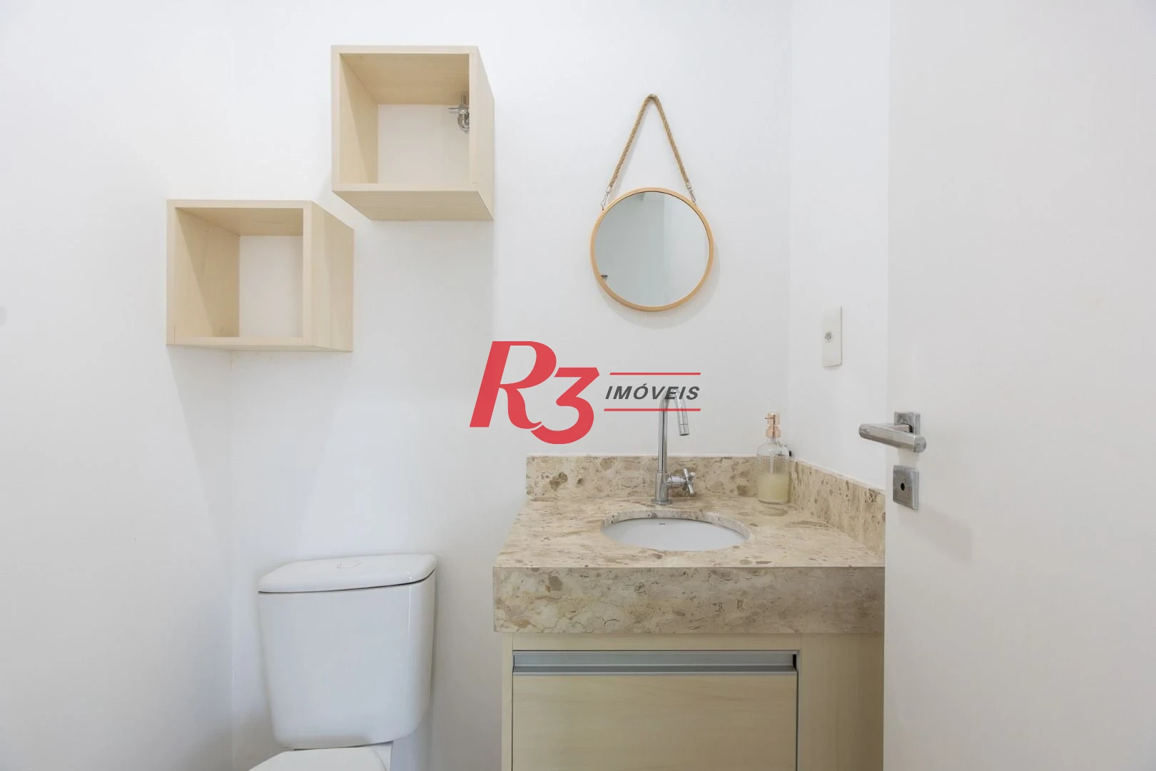 Apartamento com 1 dormitório para alugar, 51 m² por R$ 4.200,01/mês - José Menino - Santos/SP