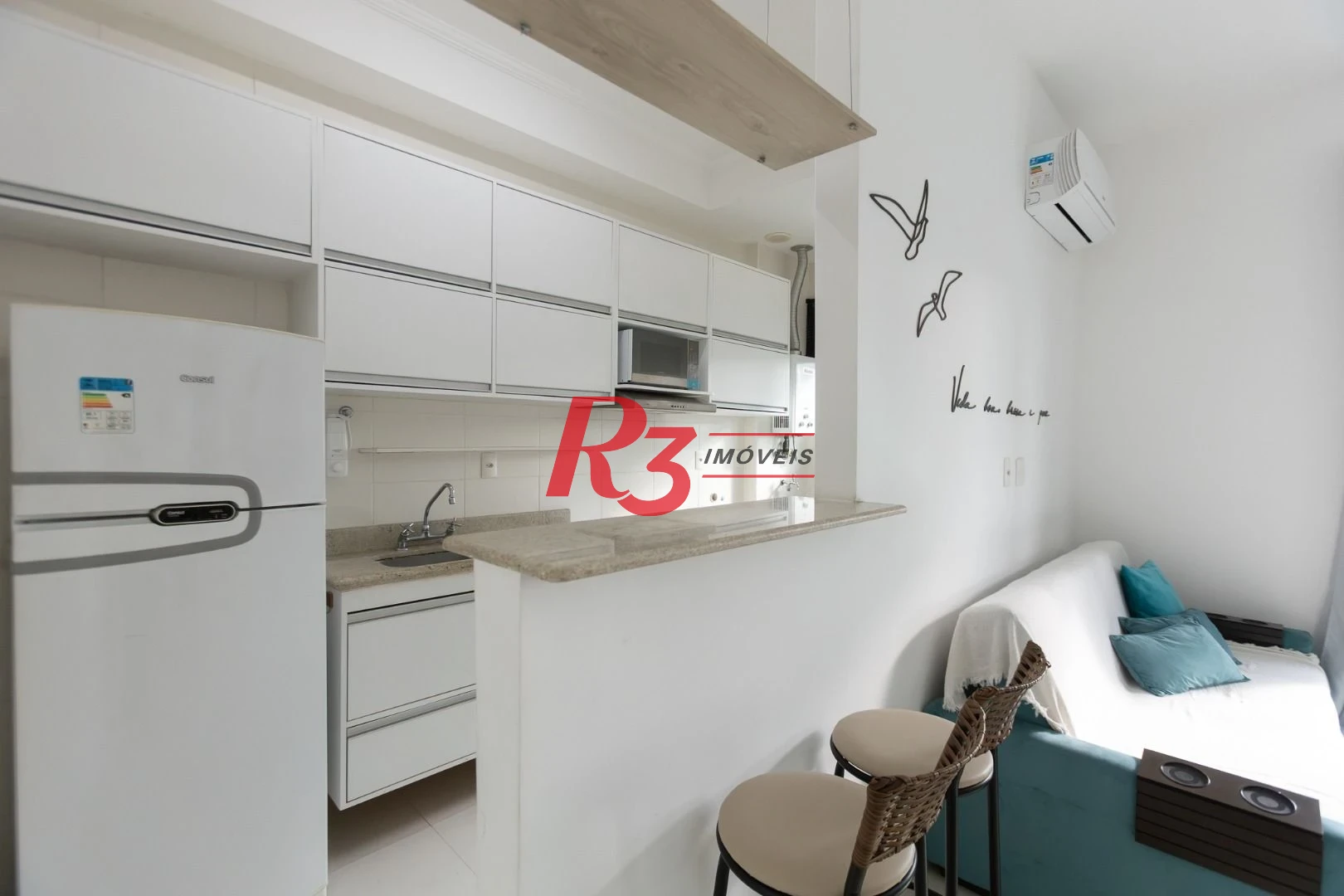 Apartamento com 1 dormitório para alugar, 51 m² por R$ 4.200,01/mês - José Menino - Santos/SP