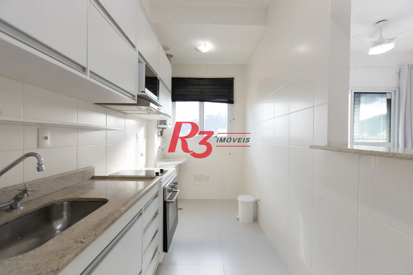 Apartamento com 1 dormitório para alugar, 51 m² por R$ 4.200,01/mês - José Menino - Santos/SP