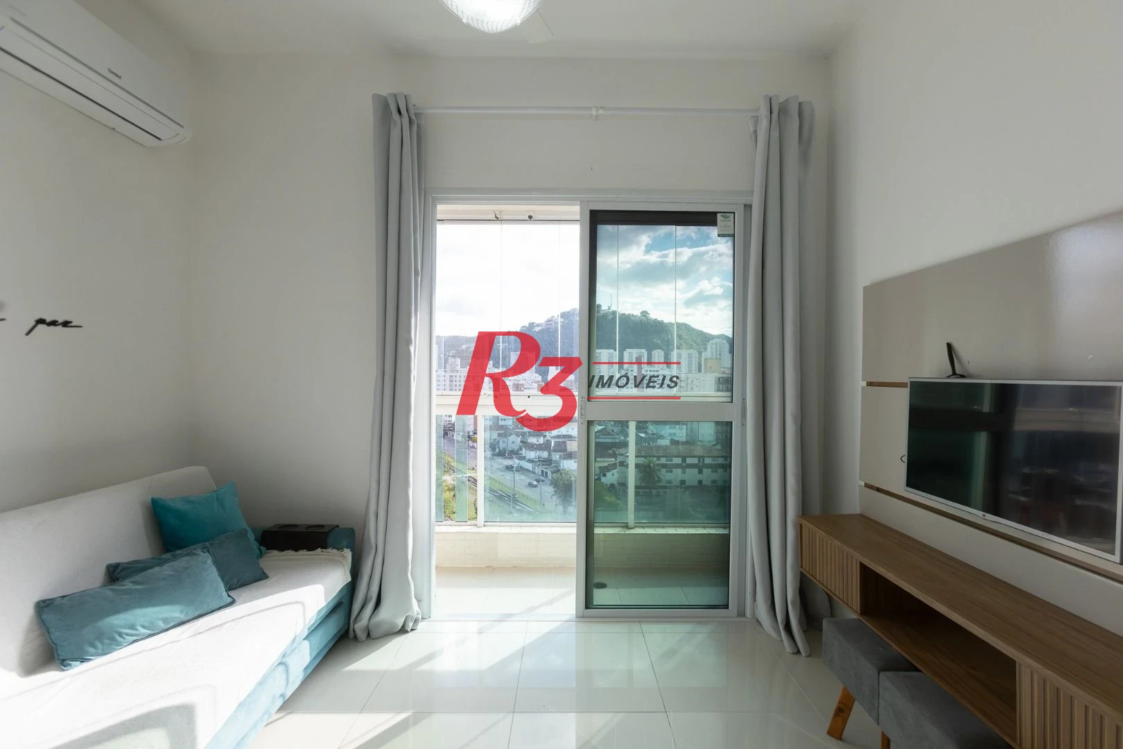 Apartamento com 1 dormitório para alugar, 51 m² por R$ 4.200,01/mês - José Menino - Santos/SP