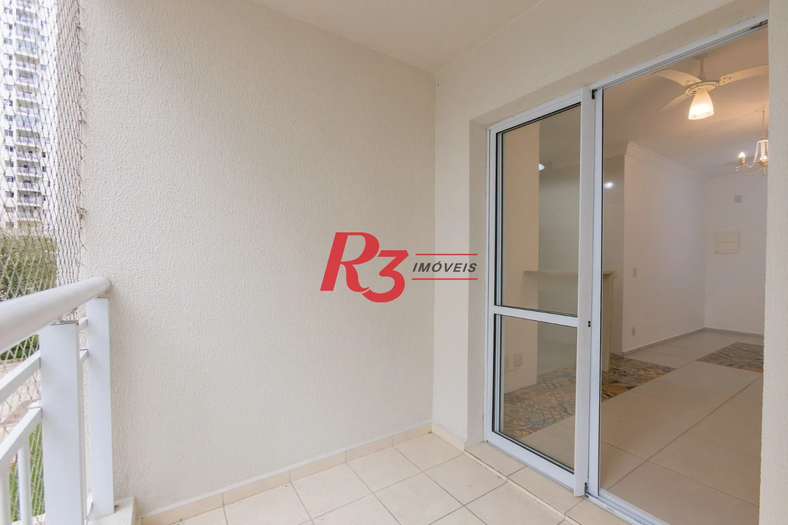 Apartamento com 2 dormitórios à venda, 64 m² por R$ 610.000,00 - Marapé - Santos/SP