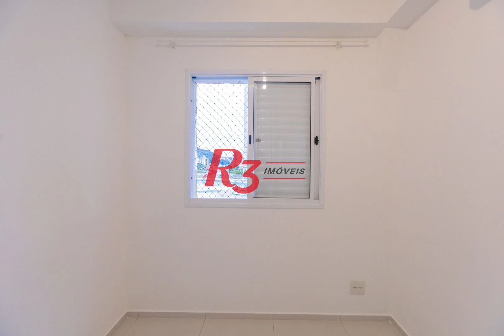Apartamento com 2 dormitórios à venda, 64 m² por R$ 610.000,00 - Marapé - Santos/SP
