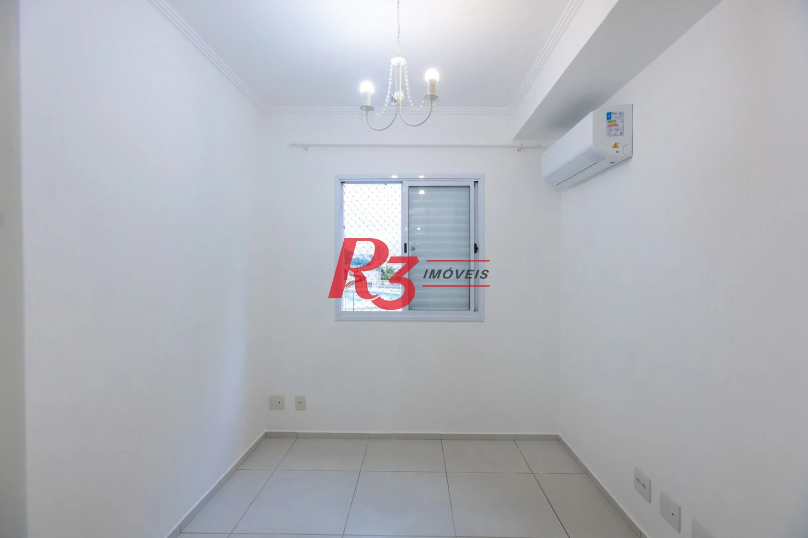 Apartamento com 2 dormitórios à venda, 64 m² por R$ 610.000,00 - Marapé - Santos/SP