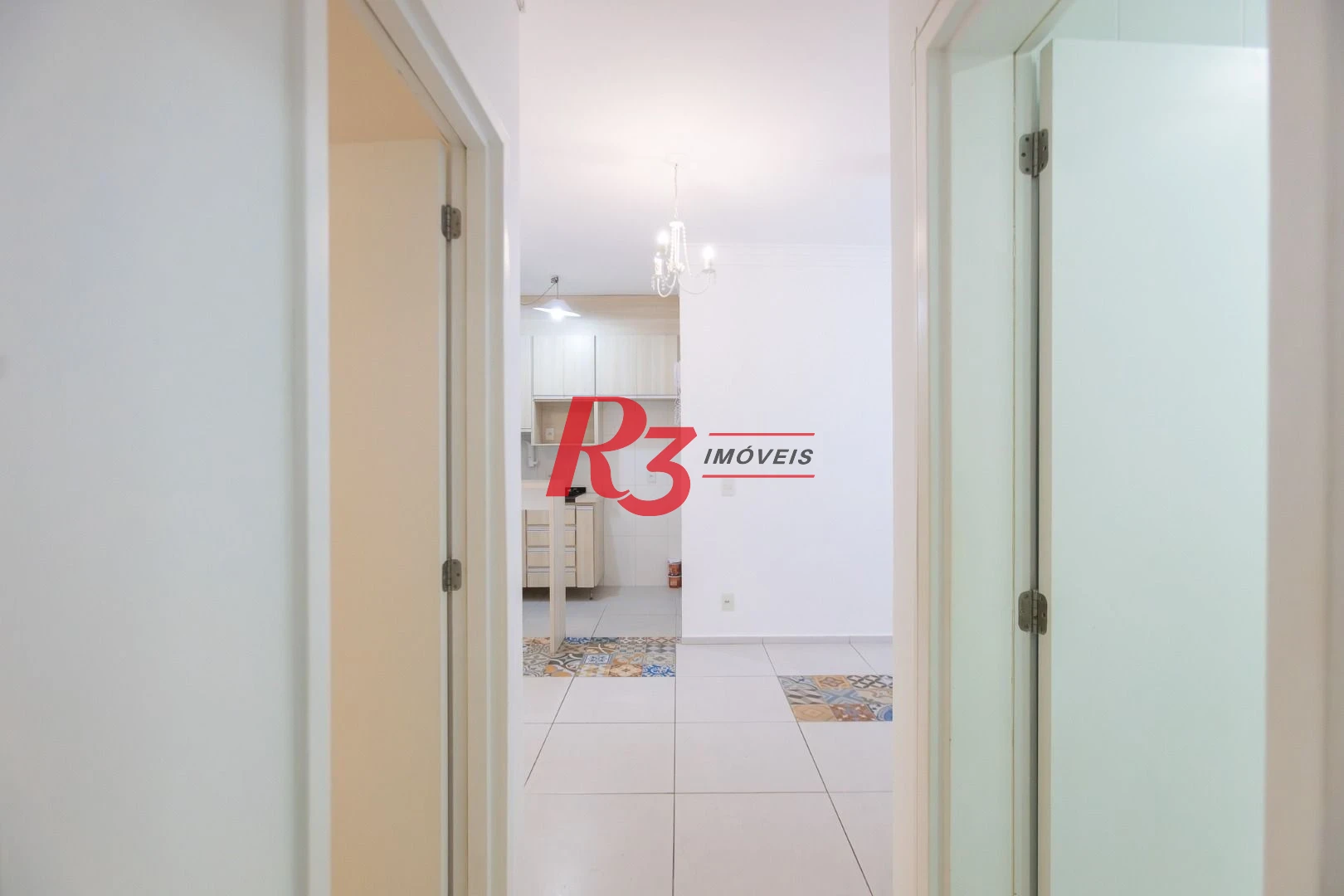 Apartamento com 2 dormitórios à venda, 64 m² por R$ 610.000,00 - Marapé - Santos/SP