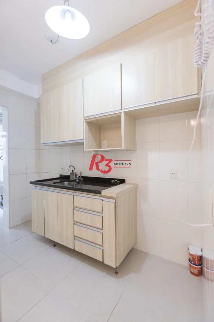 Apartamento com 2 dormitórios à venda, 64 m² por R$ 610.000,00 - Marapé - Santos/SP