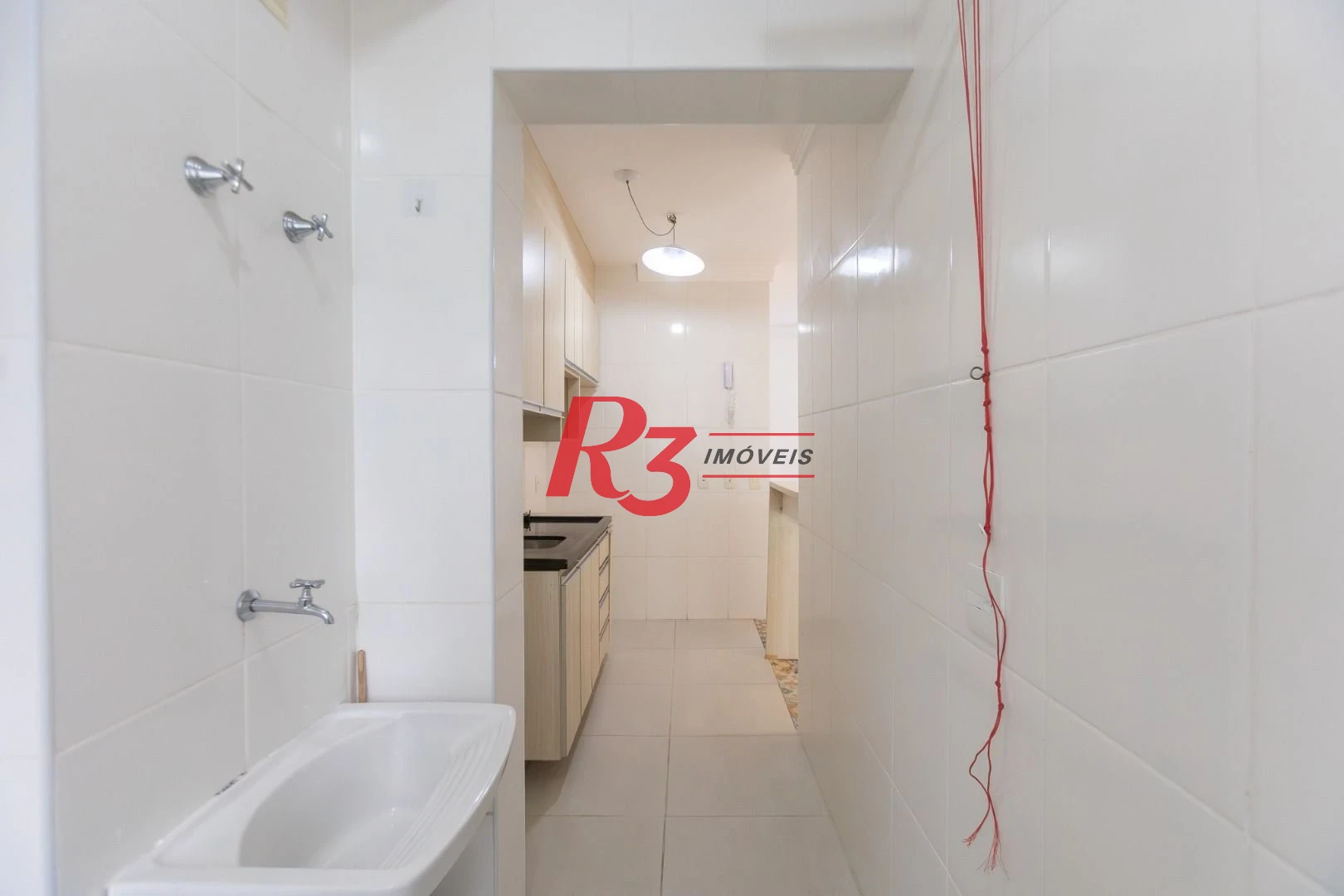 Apartamento com 2 dormitórios à venda, 64 m² por R$ 610.000,00 - Marapé - Santos/SP