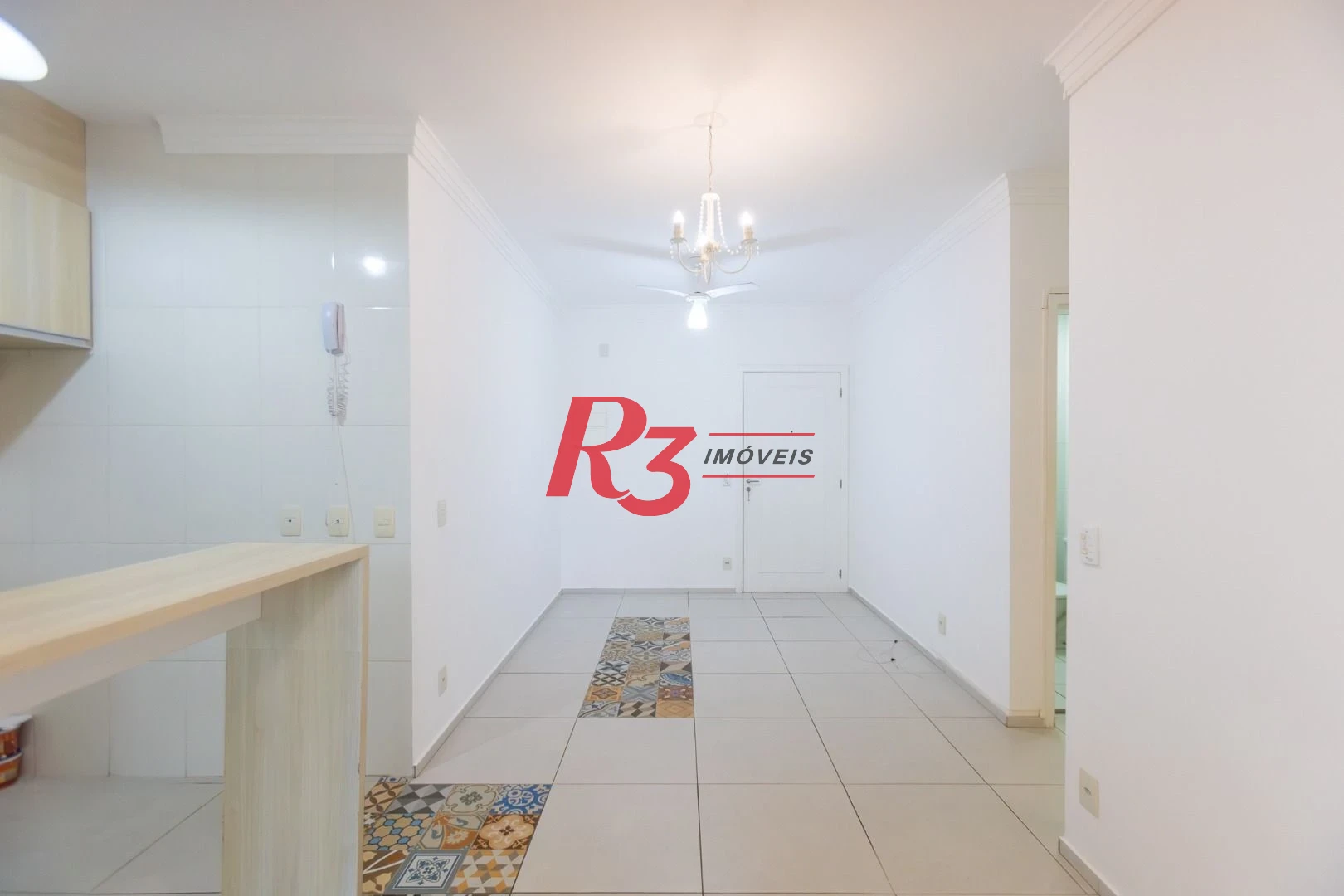 Apartamento com 2 dormitórios à venda, 64 m² por R$ 610.000,00 - Marapé - Santos/SP