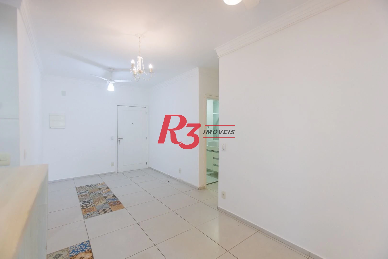 Apartamento com 2 dormitórios à venda, 64 m² por R$ 610.000,00 - Marapé - Santos/SP