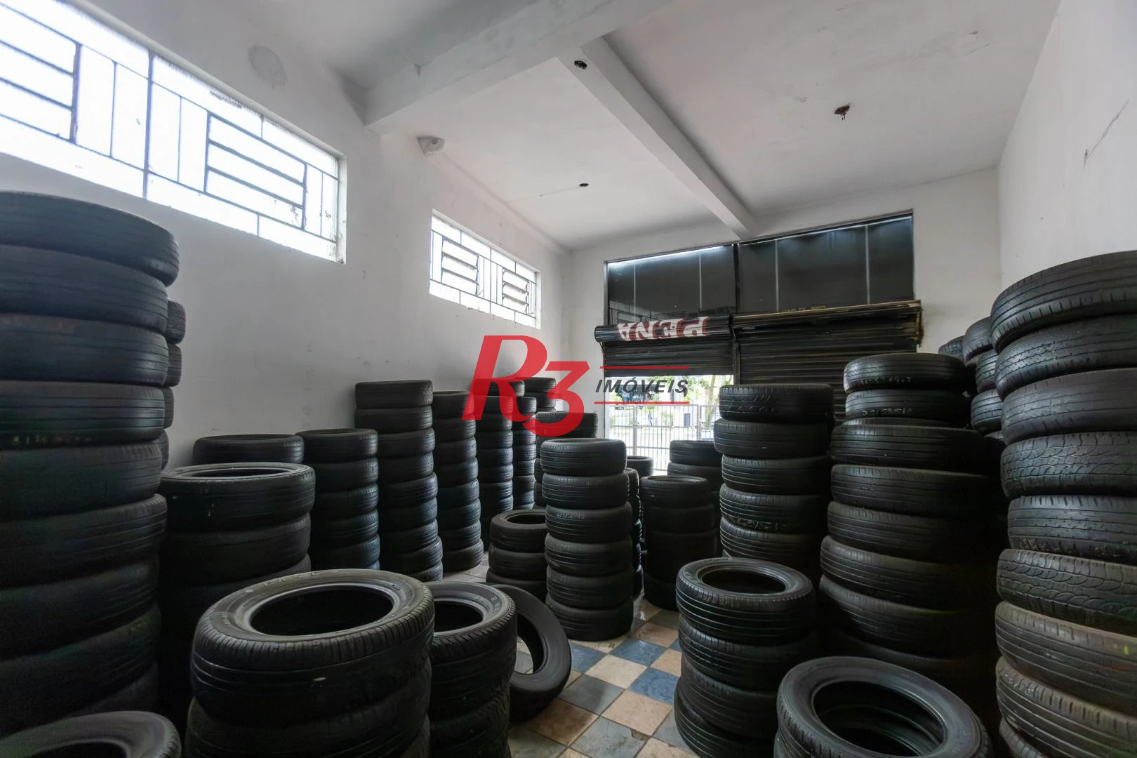 Prédio à venda, 195 m² por R$ 1.800.000,00 - Estuário - Santos/SP