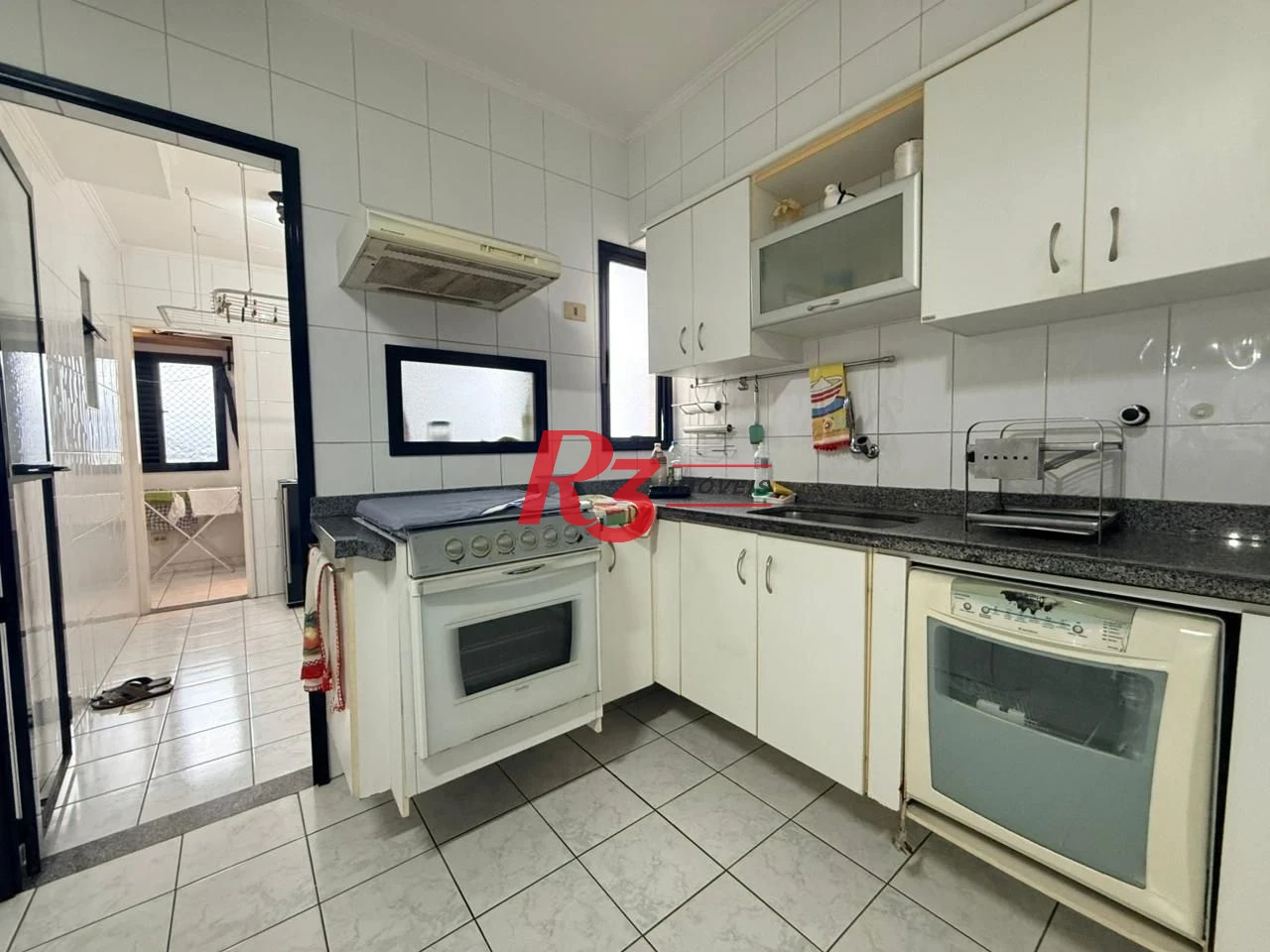 Apartamento com 3 dormitórios à venda, 122 m² por R$ 1.200.000,00 - Pompéia - Santos/SP
