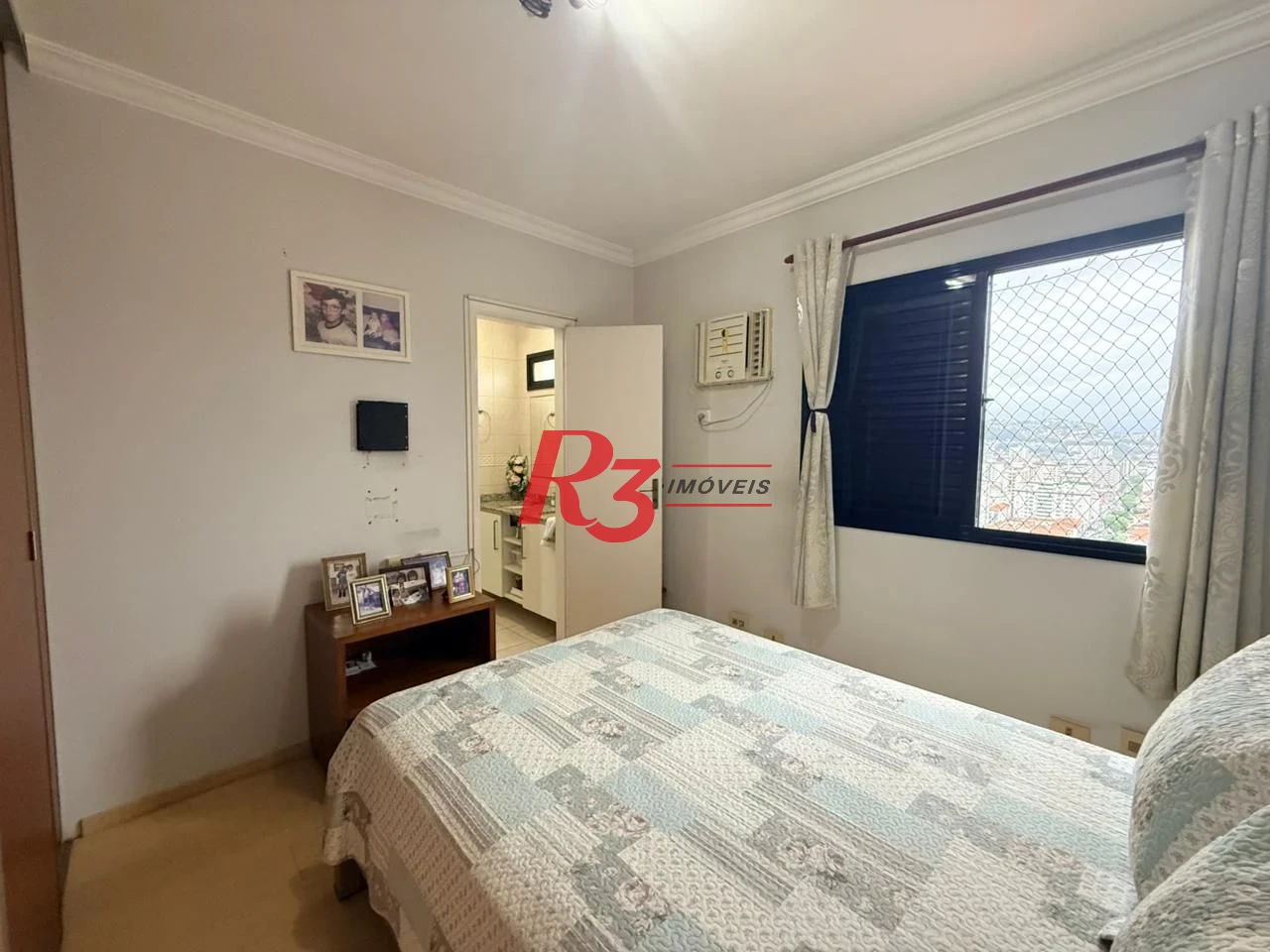 Apartamento com 3 dormitórios à venda, 122 m² por R$ 1.200.000,00 - Pompéia - Santos/SP