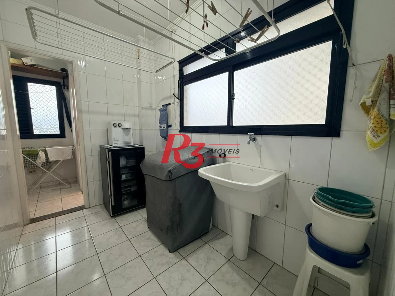 Apartamento com 3 dormitórios à venda, 122 m² por R$ 1.200.000,00 - Pompéia - Santos/SP