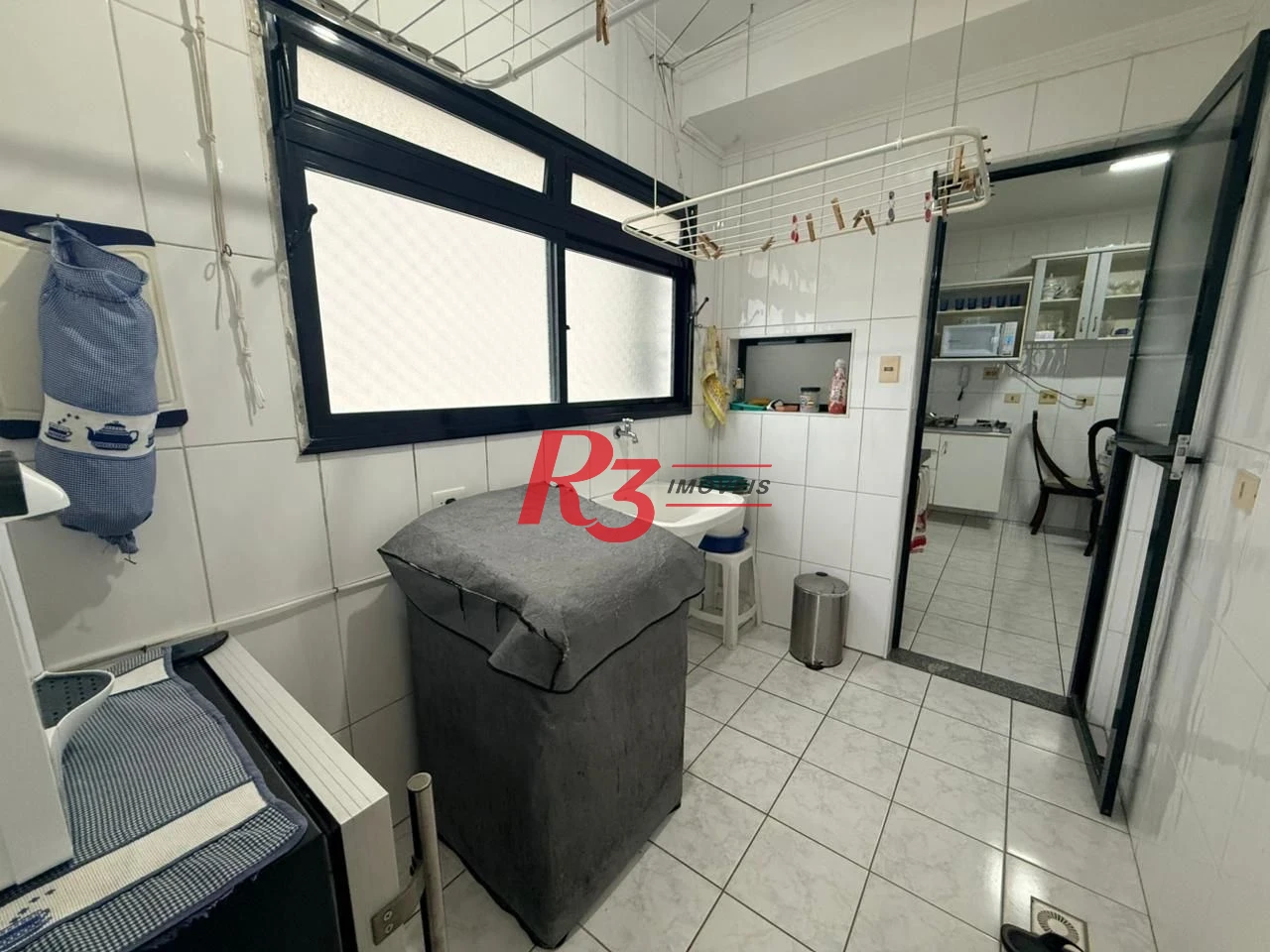 Apartamento com 3 dormitórios à venda, 122 m² por R$ 1.200.000,00 - Pompéia - Santos/SP